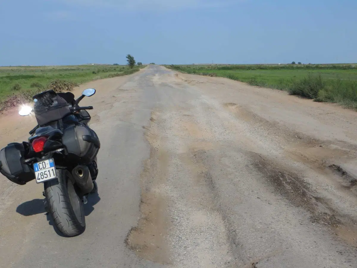 Francesco Loreti: il Kazakistan con la  BMW K1200S "Bucefalo" (51)