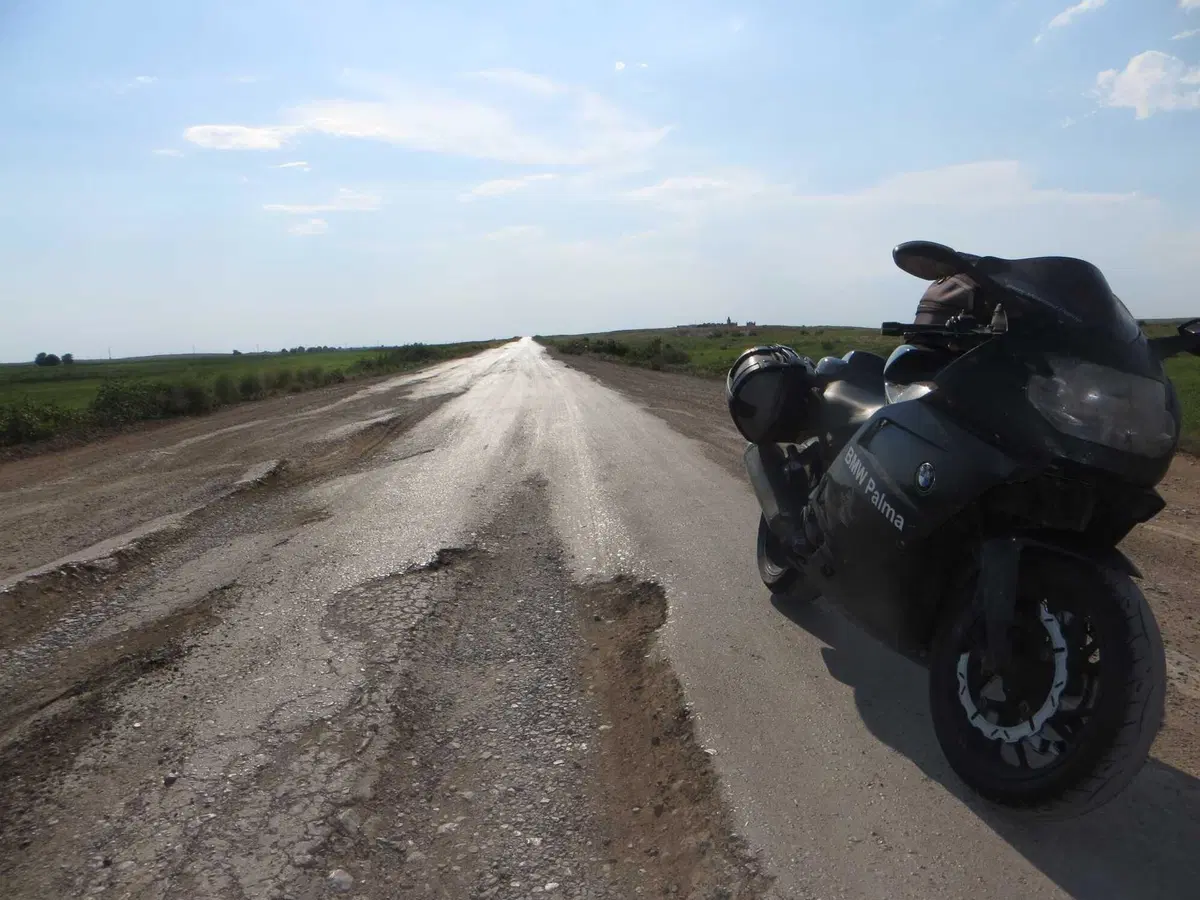 Francesco Loreti: il Kazakistan con la  BMW K1200S "Bucefalo" (52)