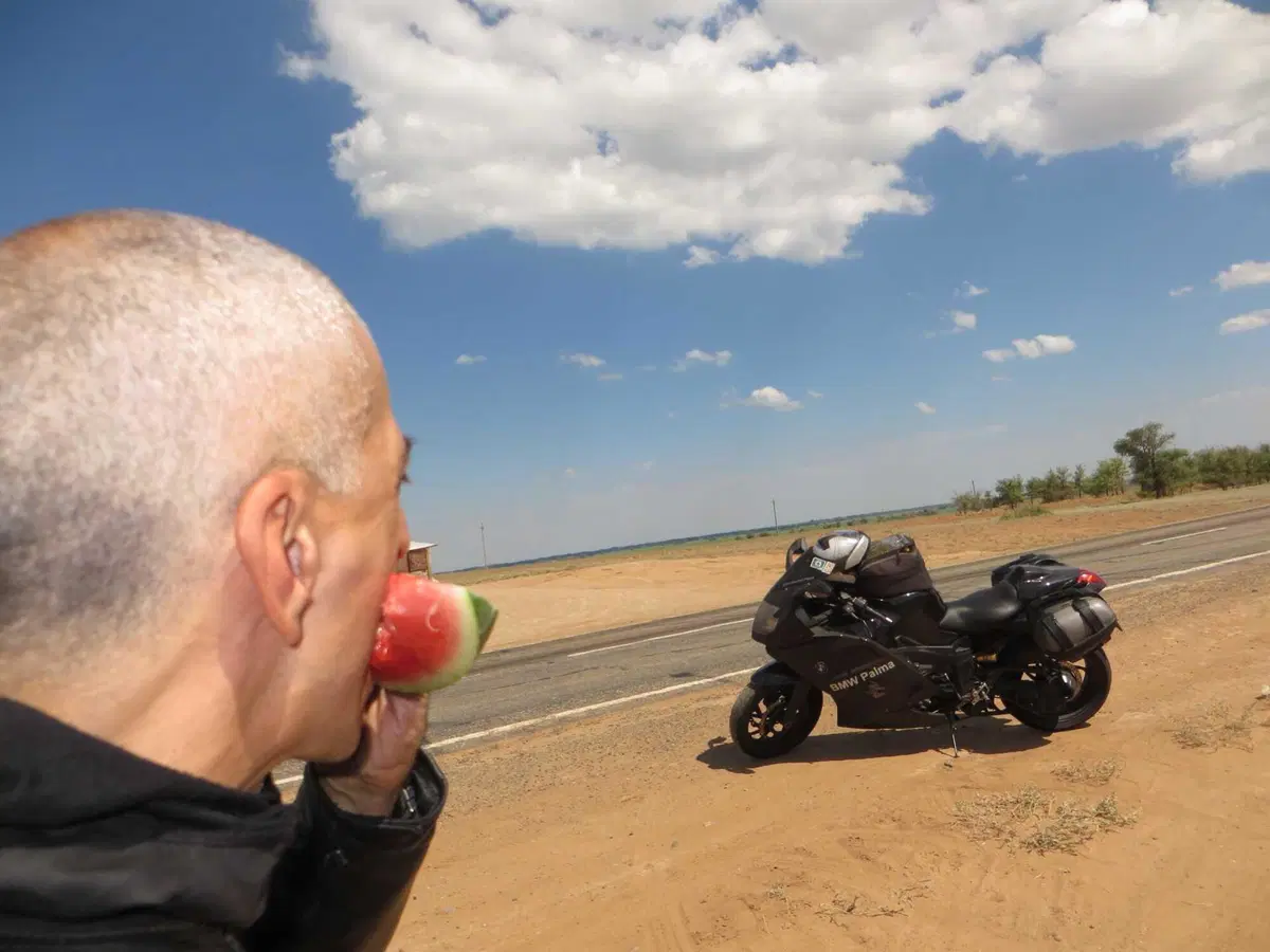 Francesco Loreti: il Kazakistan con la  BMW K1200S "Bucefalo" (101)