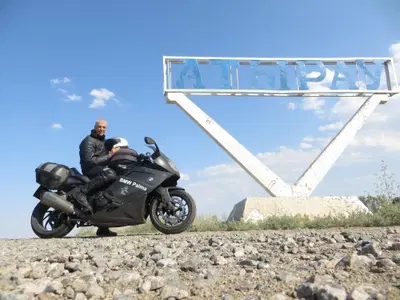 Francesco Loreti: il Kazakistan con la  BMW K1200S "Bucefalo"