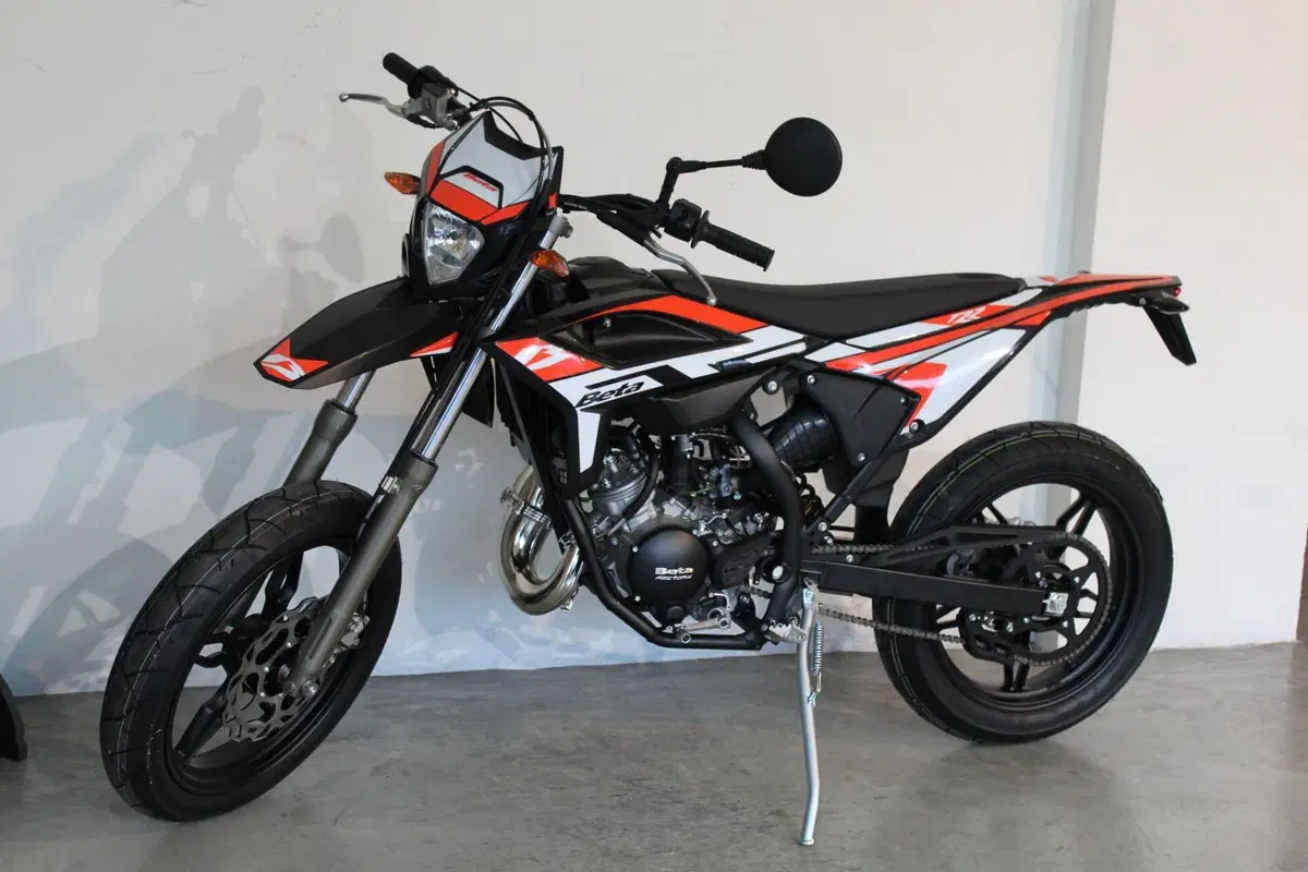 Betamotor RR 50 Motard (2021 - 26) (7)