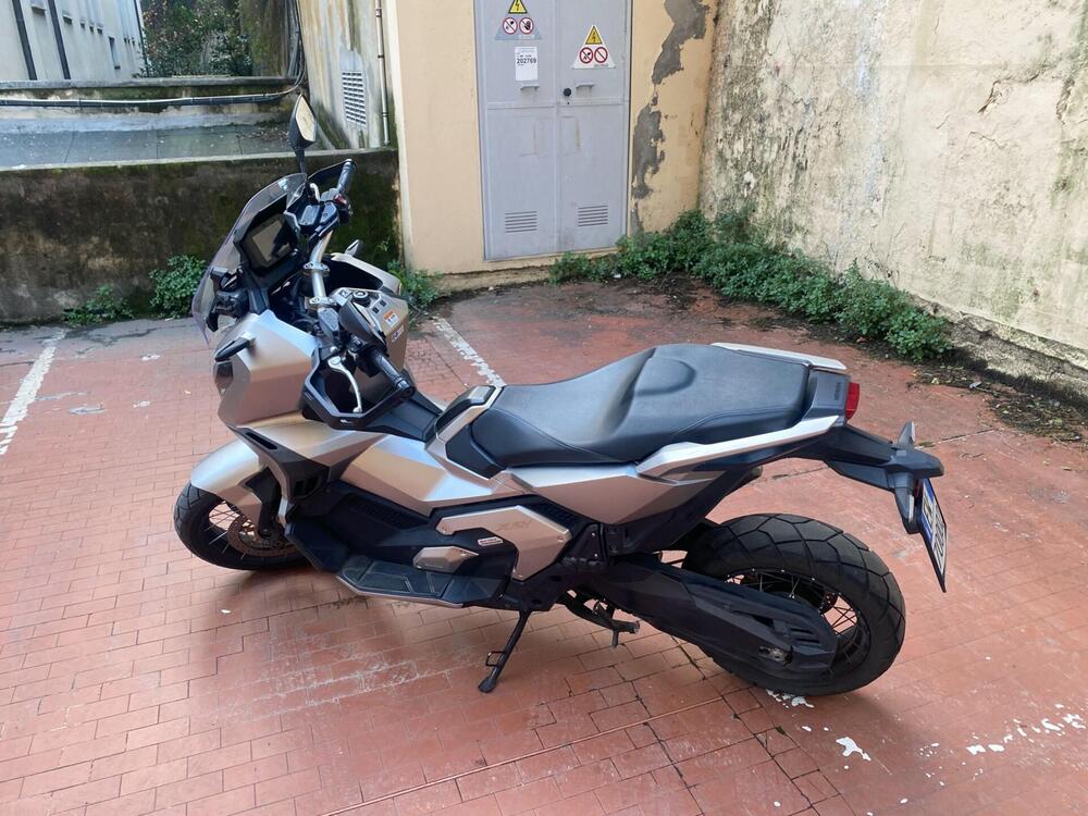 Honda X-ADV 750 DCT (2021 - 24) (2)