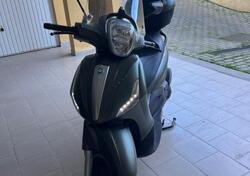 Piaggio Beverly 300 ABS-ASR (2021 - 24) usata