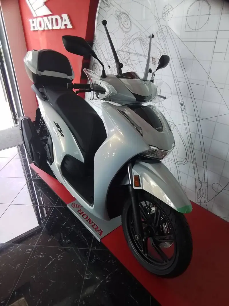 Honda SH 350i GT (2025 - 26) (7)