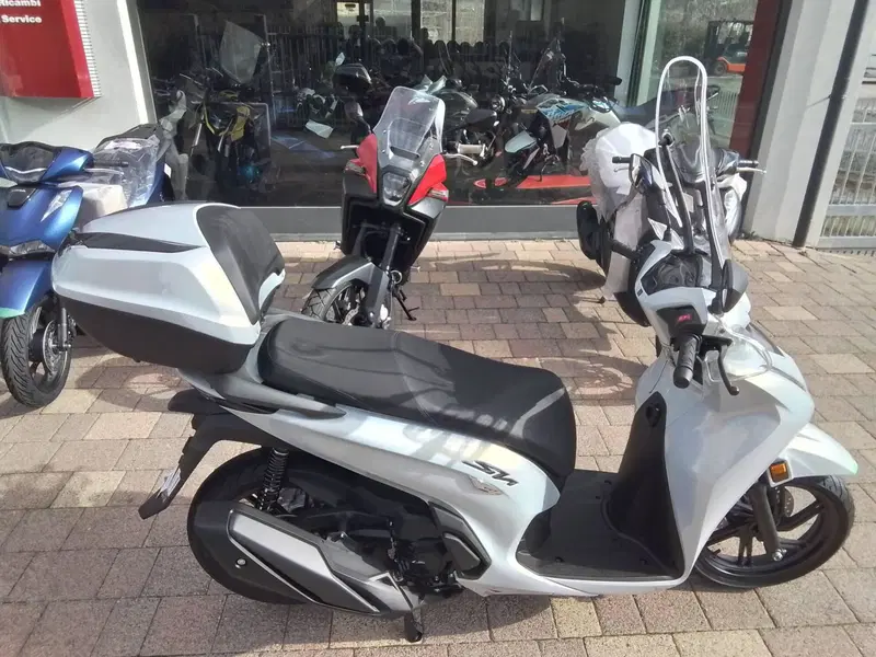 Honda SH 350i GT (2025 - 26) (12)