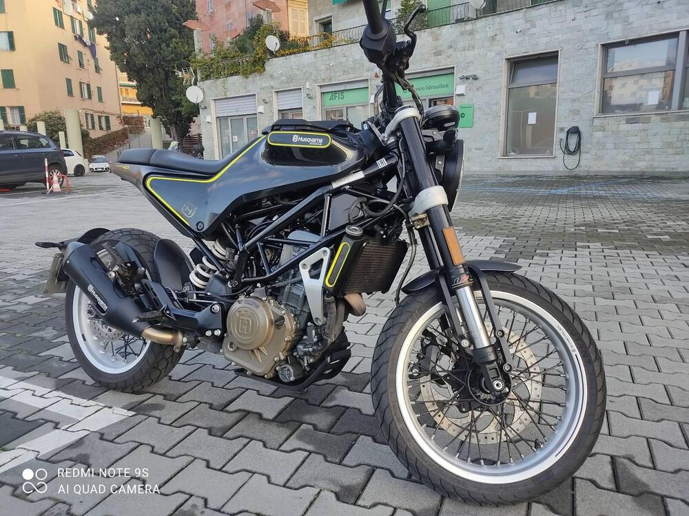 Husqvarna Svartpilen 401 (2018 - 19) (3)