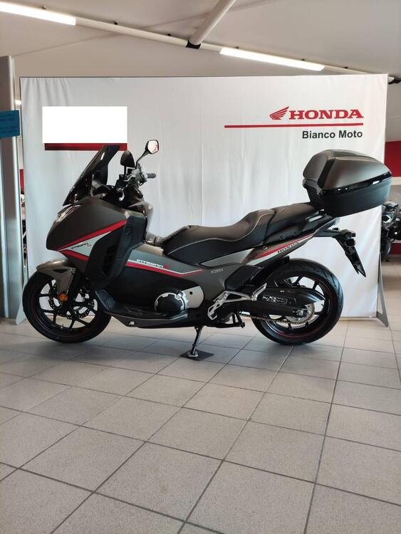 Honda Integra 750 DCT (2016 - 17) (4)