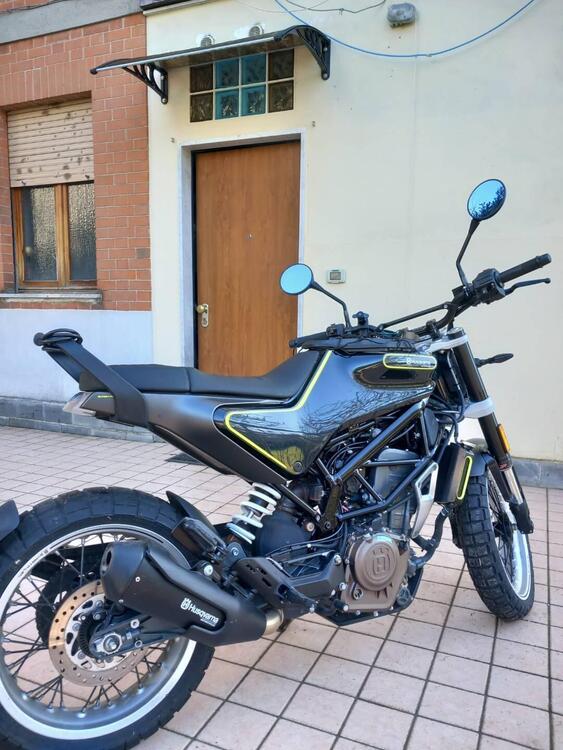 Husqvarna Svartpilen 401 (2018 - 19) (3)