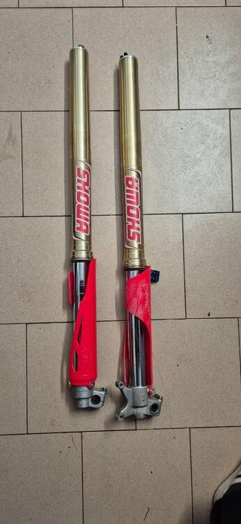 Forcella Showa AIR CRF Honda (3)