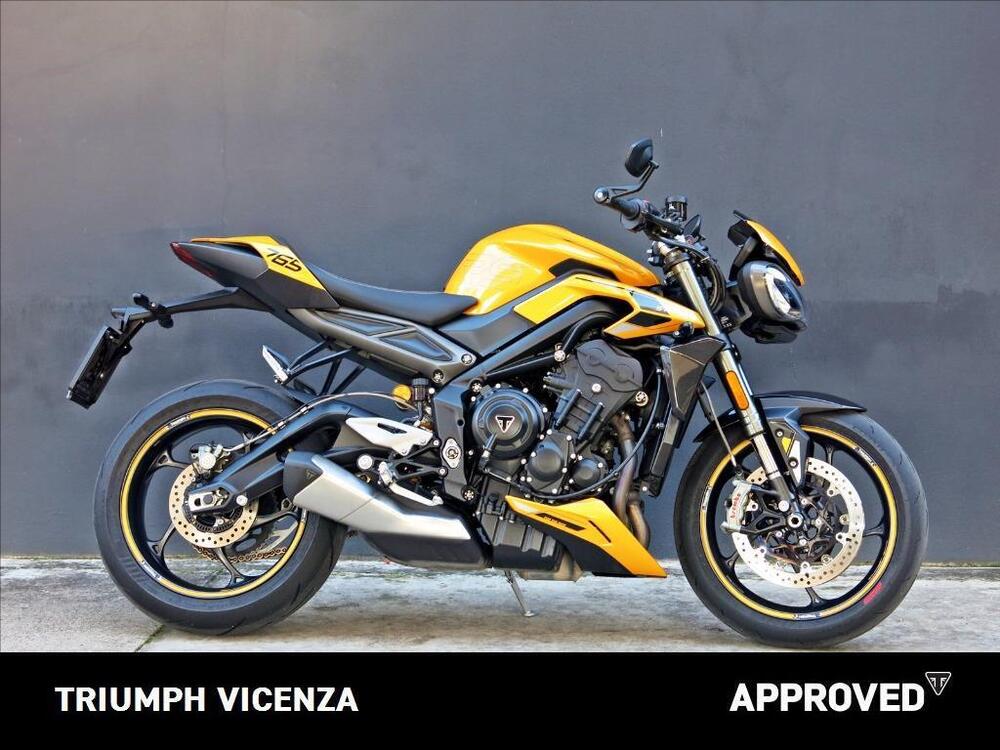 Triumph Street Triple 765 RS (2023 - 24) (2)