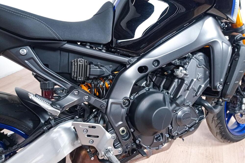 Yamaha MT-09 SP (2021 - 23) (4)