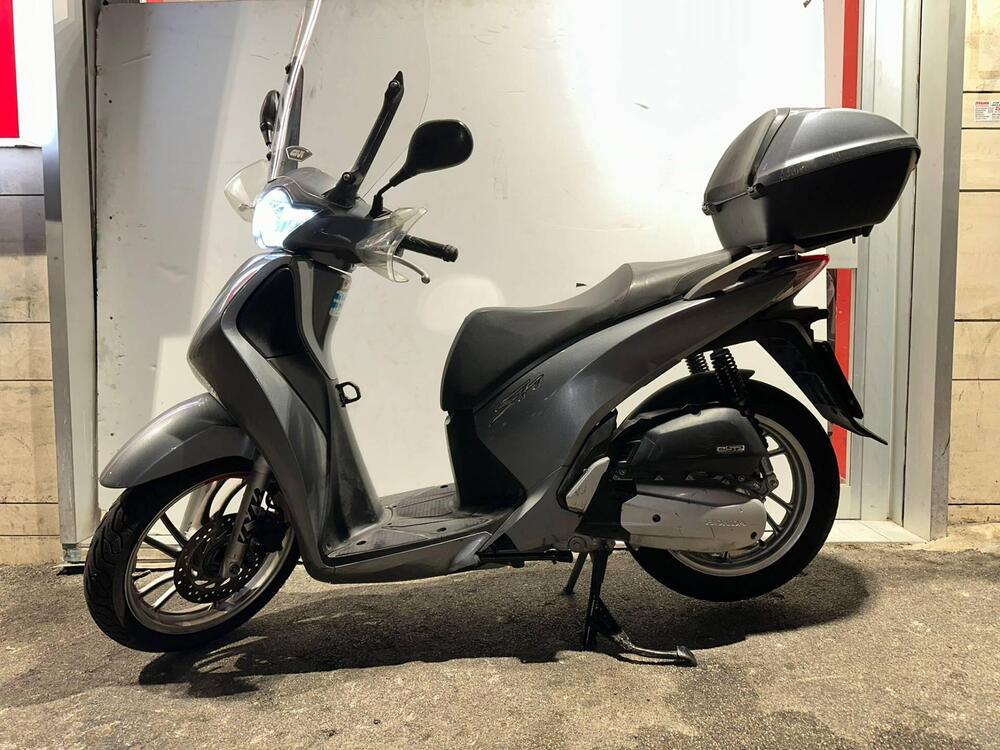 Honda SH 150 i ABS (2013 - 16) (2)