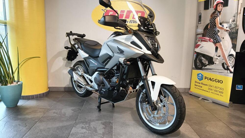 Honda NC 750 X DCT ABS (2016 -17) (2)