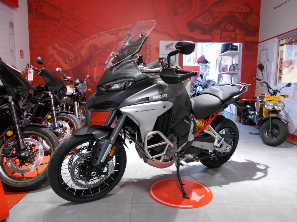 Ducati Multistrada V4 S (2021 - 24) (2)