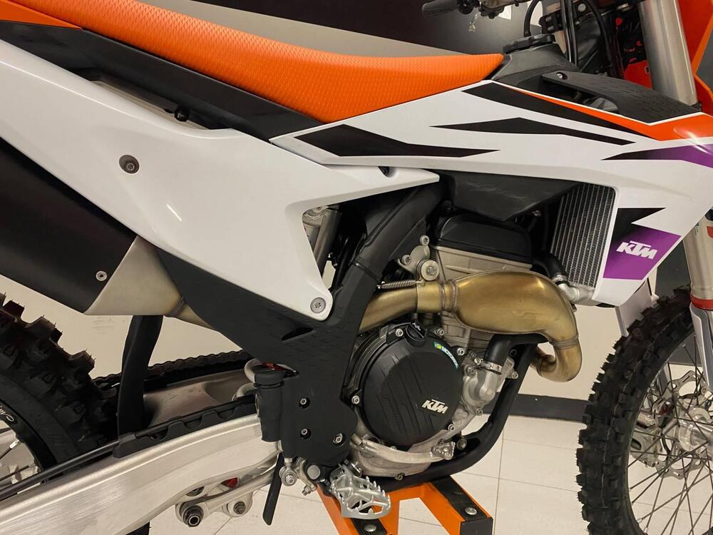 KTM 250 SX-F (2024) (2)