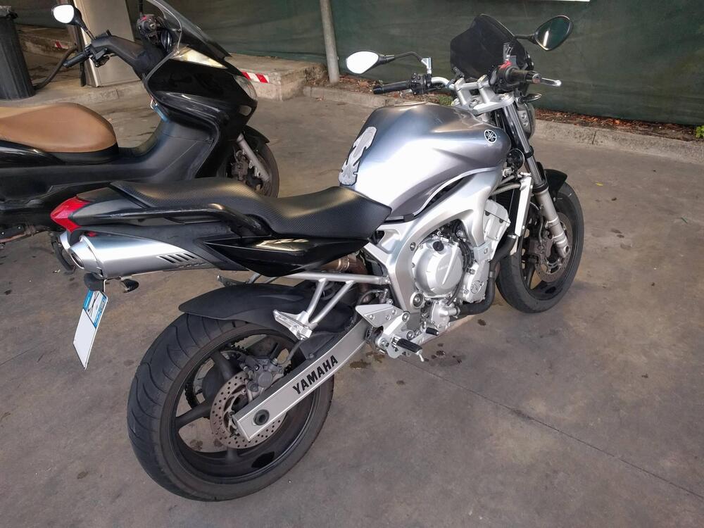 Yamaha FZ6 (2004 - 07)