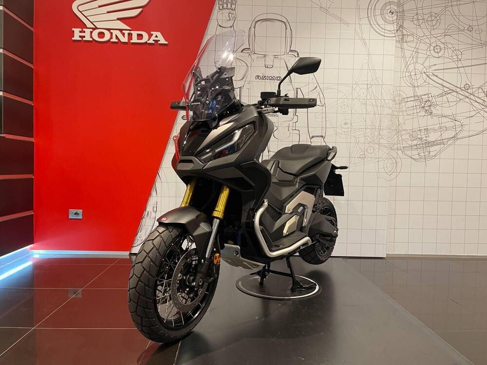 Honda X-ADV 750 DCT (2021 - 24) (5)