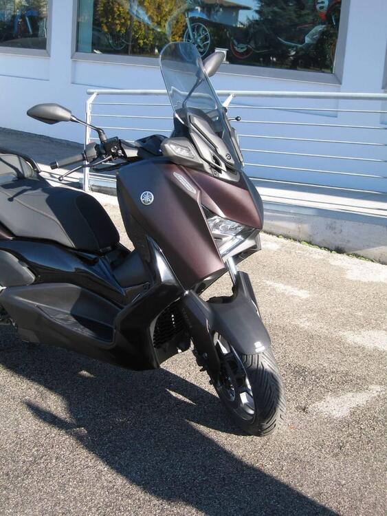 Yamaha X-Max 125 Tech Max (2021 - 24) (2)