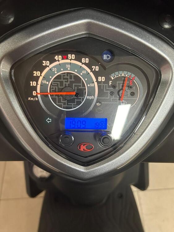 Kymco Agility 50 R16 + (2020) (5)