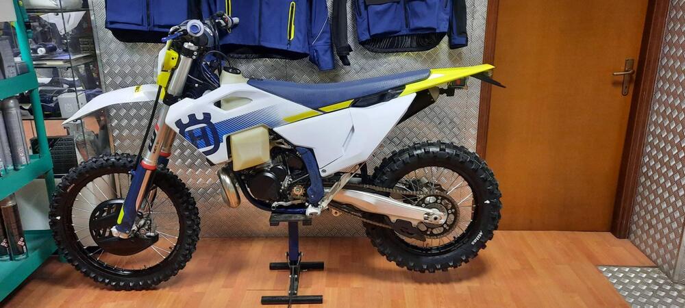 Husqvarna TE 250 (2024) (4)