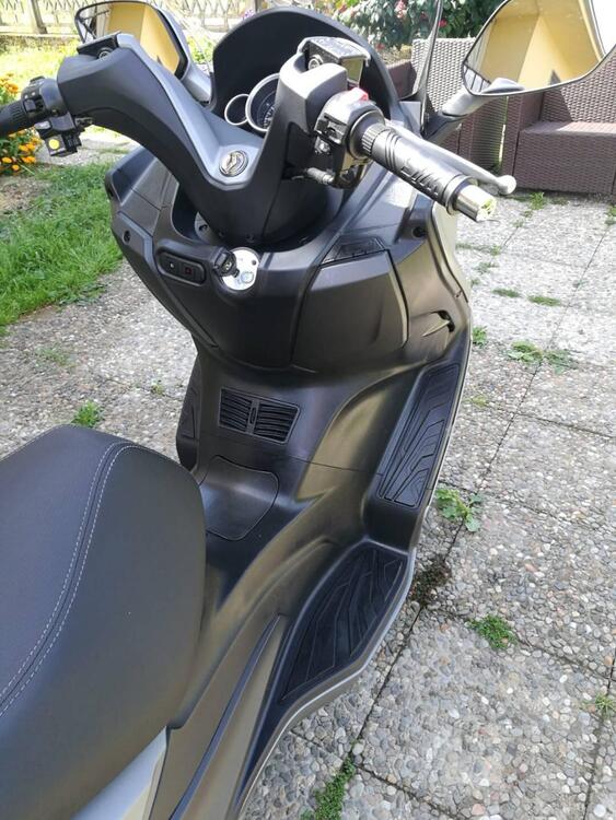 Sym Joymax 300 i ABS (2012 - 18) (2)