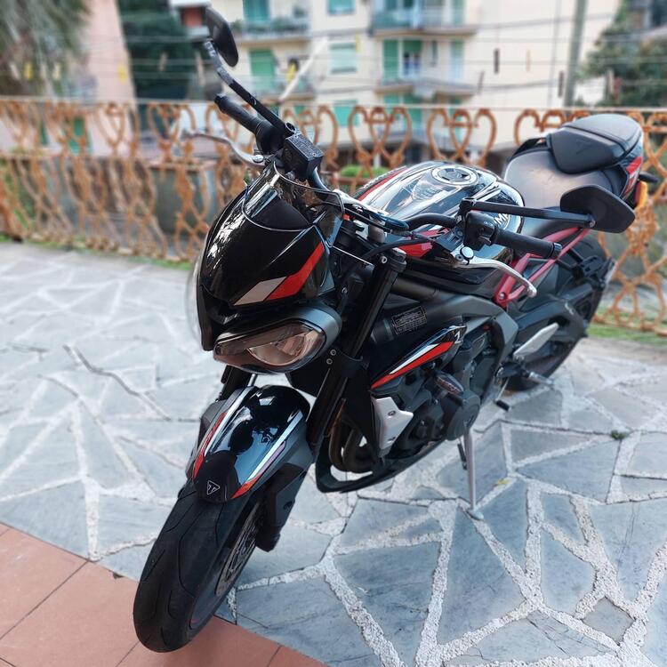 Triumph Street Triple R (2020 - 23)