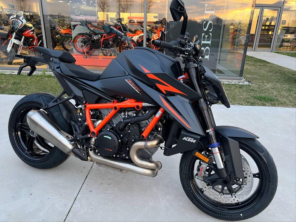 KTM 1390 Super Duke R EVO (2024) (2)