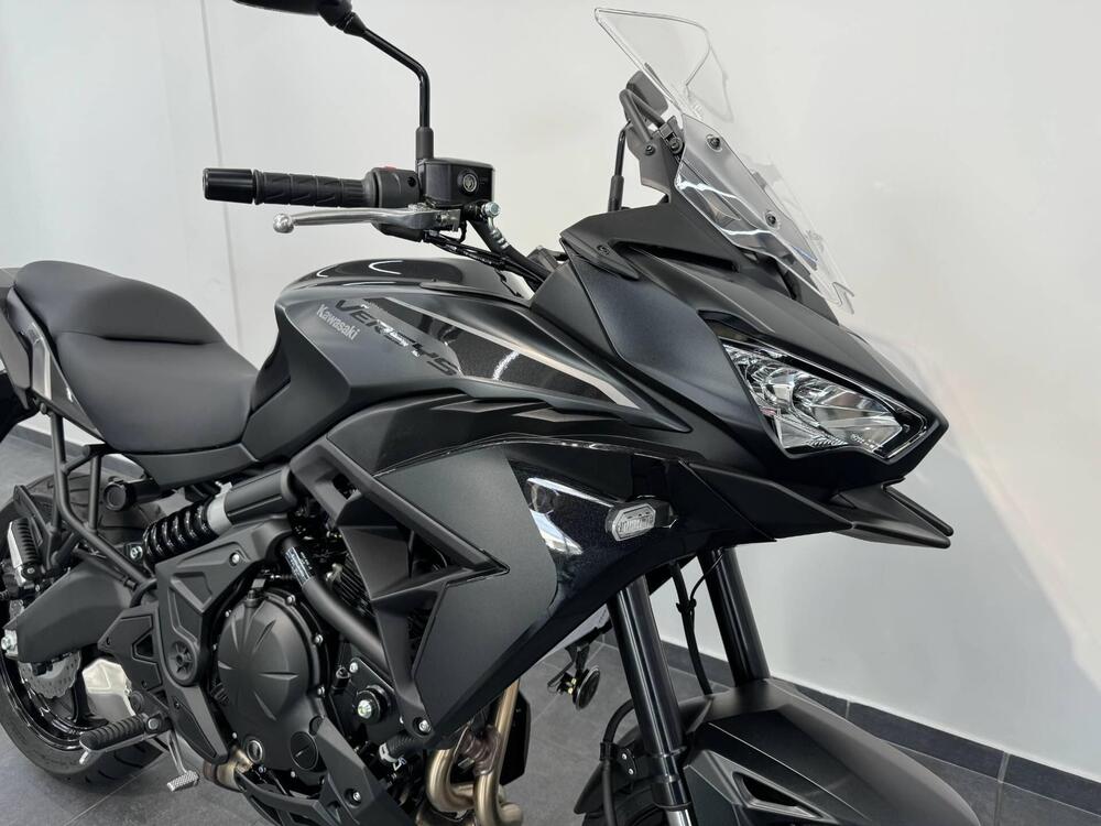 Kawasaki Versys 650 (2025) (5)