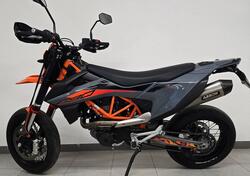 KTM 690 SMC R (2021 - 22) usata