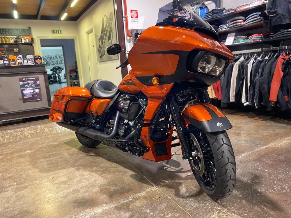 Harley-Davidson 114 Road Glide Special (2019 - 20) - FLTRXS (2)