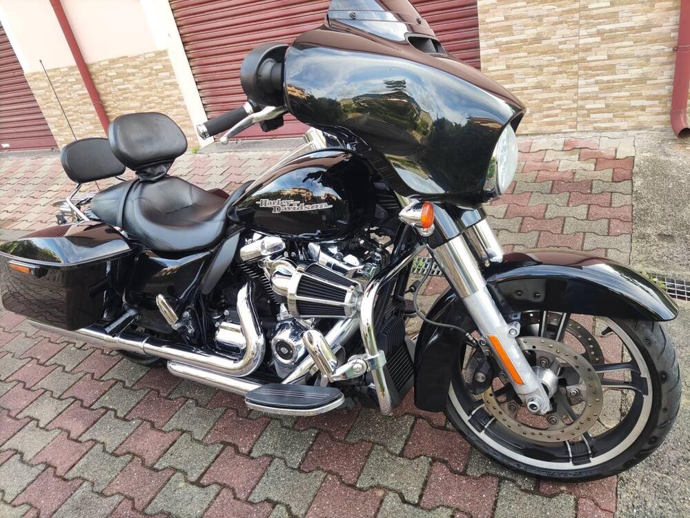 Harley-Davidson 107 Street Glide (2017 - 19) - FLHX