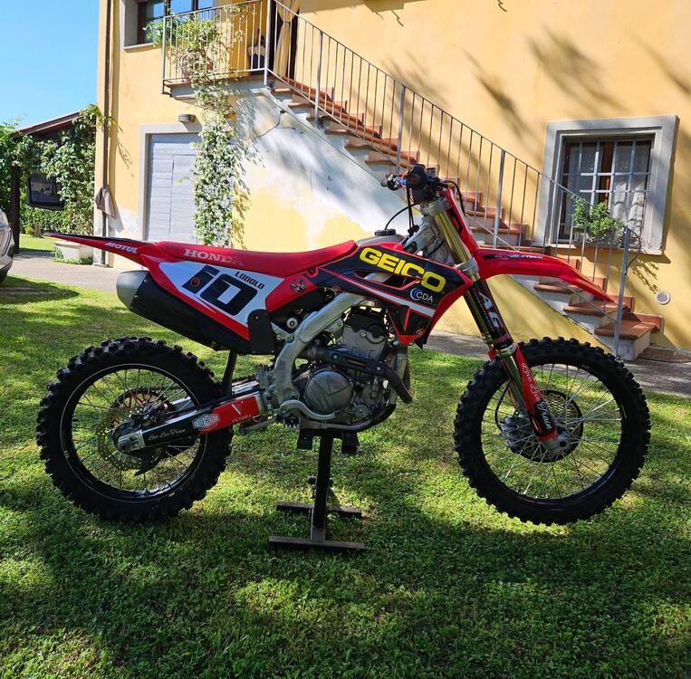 Honda CRF 250 R (2022) (2)