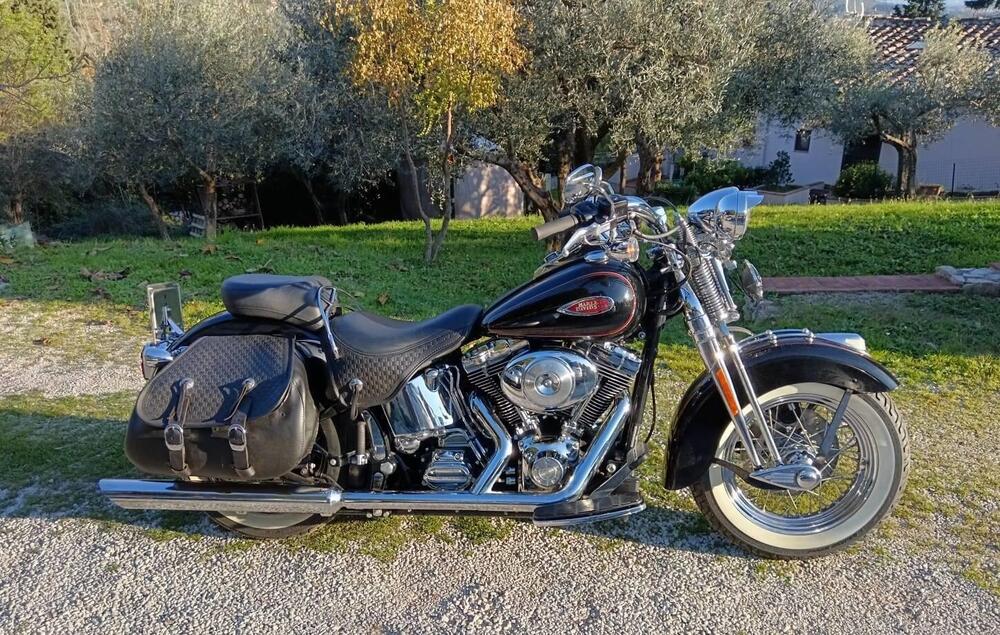 Harley-Davidson 1450 Heritage Springer (1999 - 03) - FLSTS