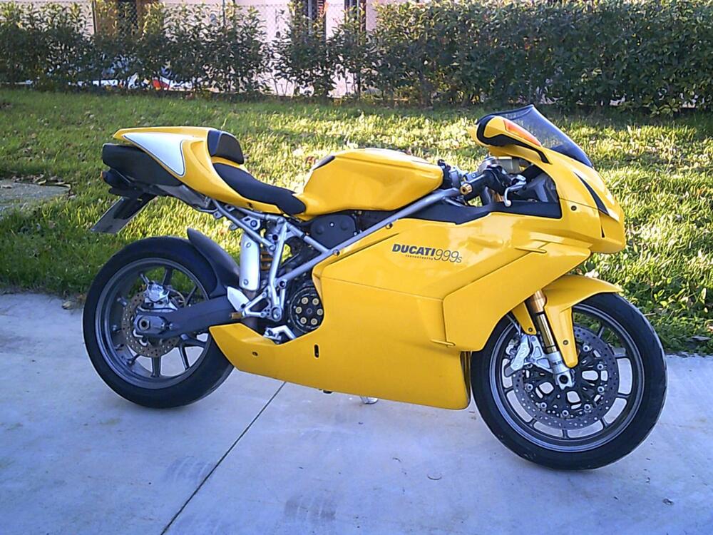 Ducati 999 S