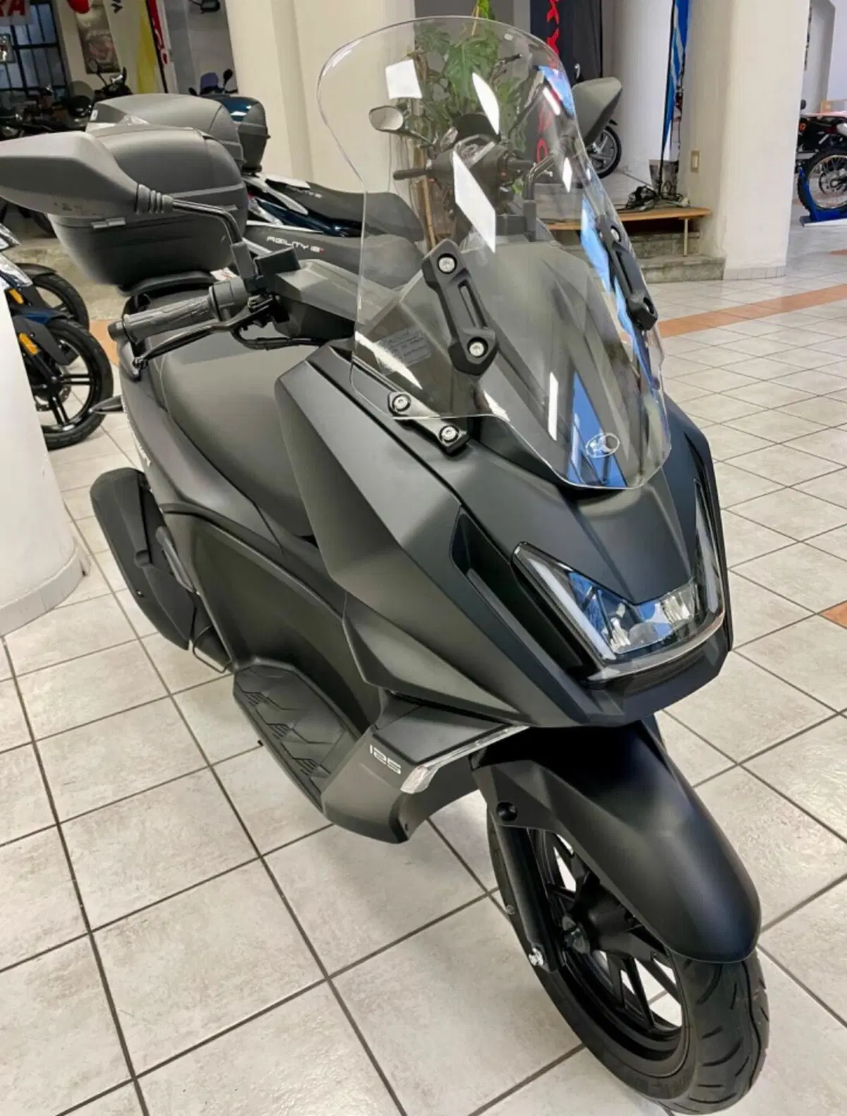 Kymco Skytown 125i (2024 - 26)