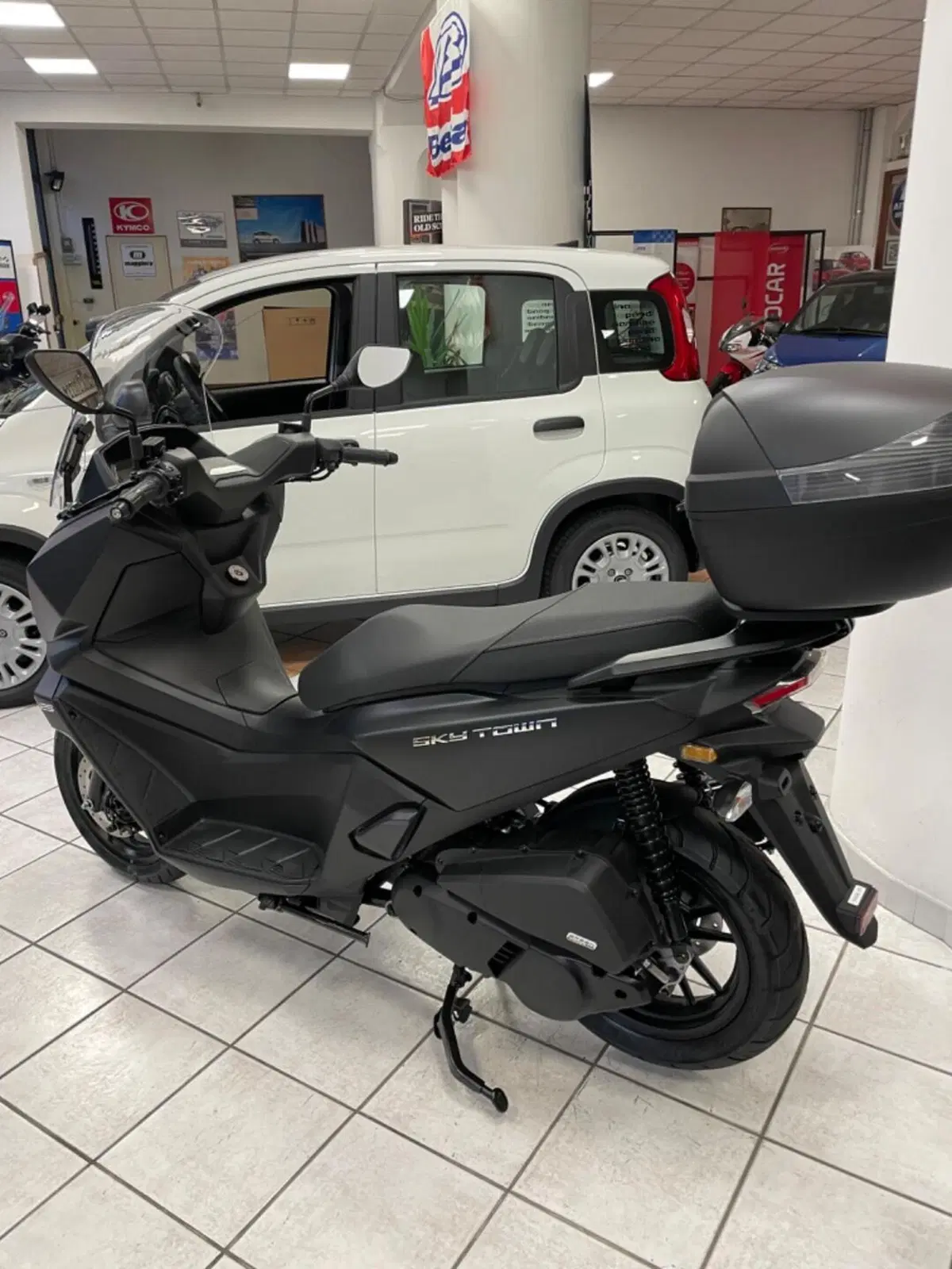 Kymco Skytown 125i (2024 - 26) (3)