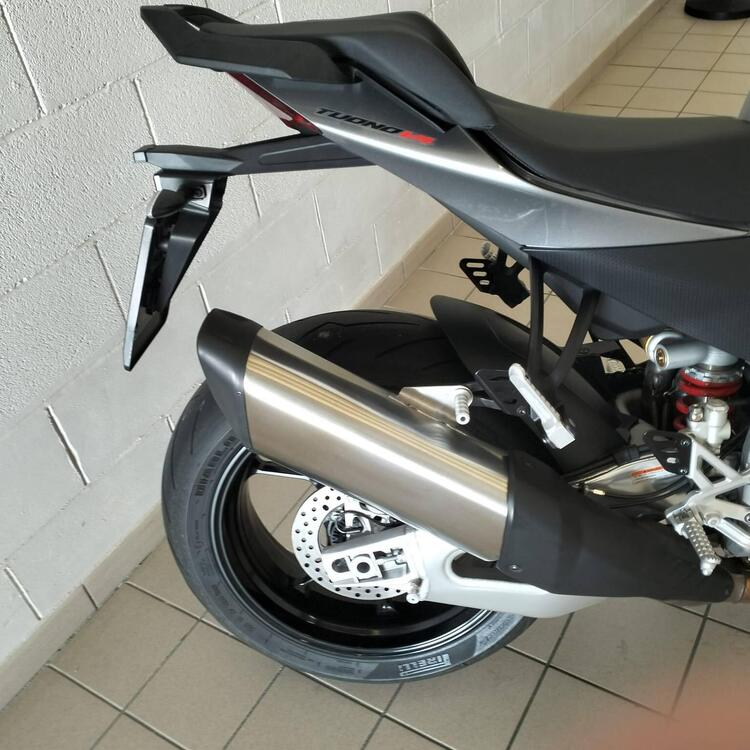 Aprilia Tuono 1100 V4 (2021 - 24) (3)