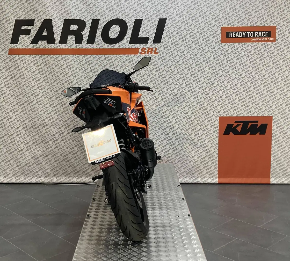 KTM RC 390 (2022 - 26) (3)