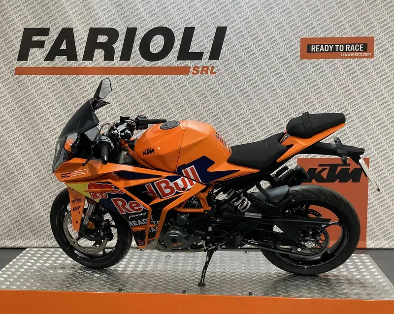 KTM RC 390 (2022 - 26) (5)