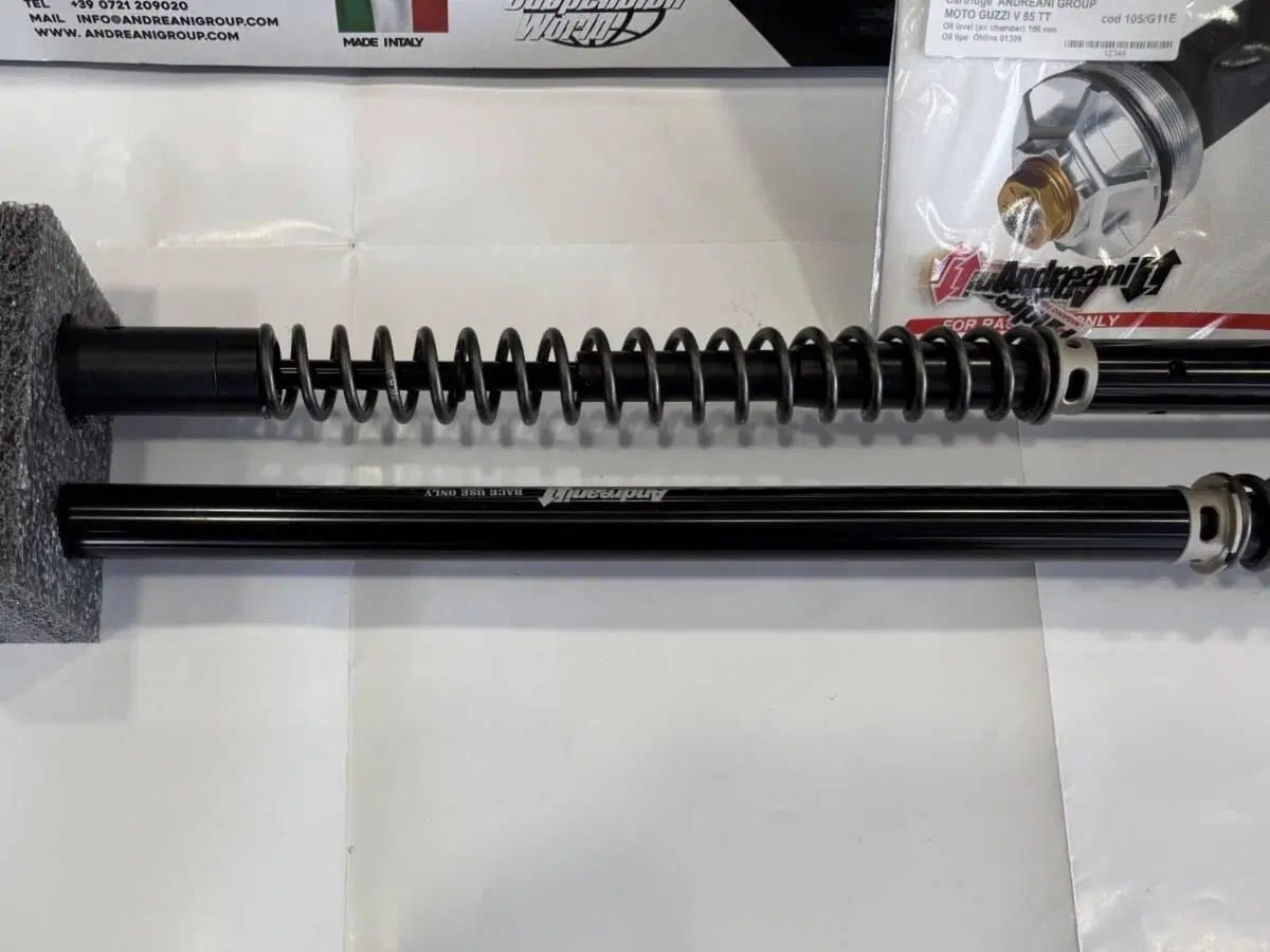 Kit modifiche forcelle anteriori Misano Cartridge Andreani Group (3)