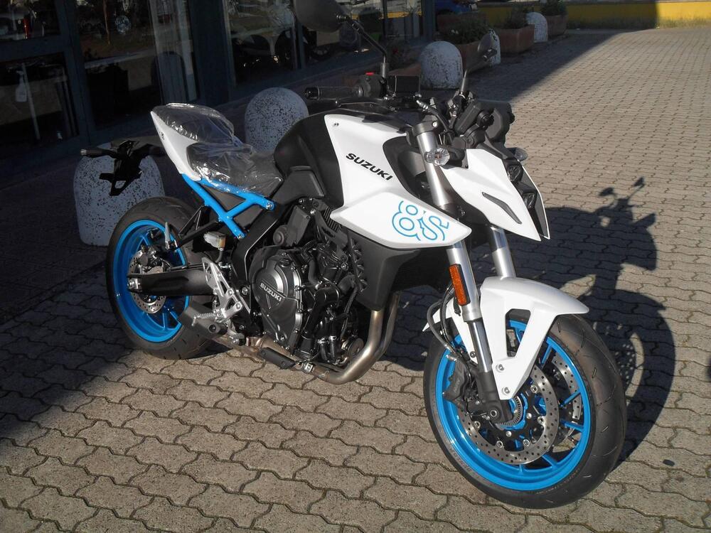 Suzuki GSX-8S (2023 - 24)