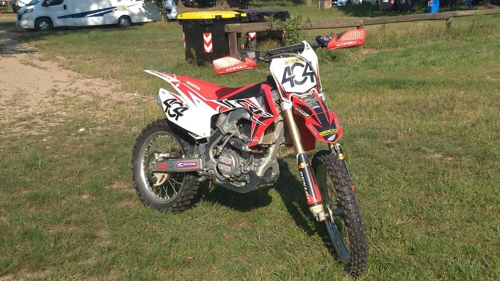 Honda CRF 250 R (2014) (4)