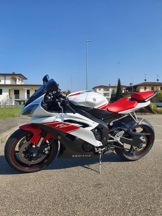 Yamaha YZF R6 (2010 - 16) (4)