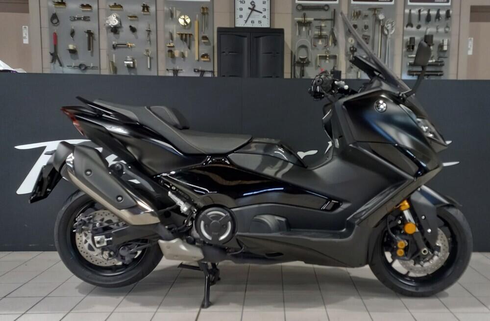 Yamaha T-Max 560 (2022 - 24)