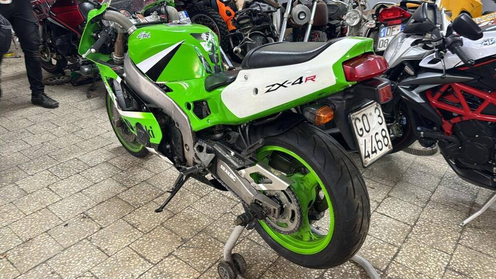 Kawasaki Zxr 400 (2)