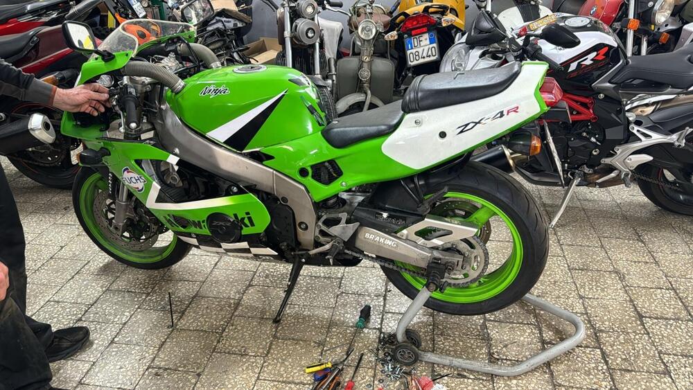 Kawasaki Zxr 400 (3)