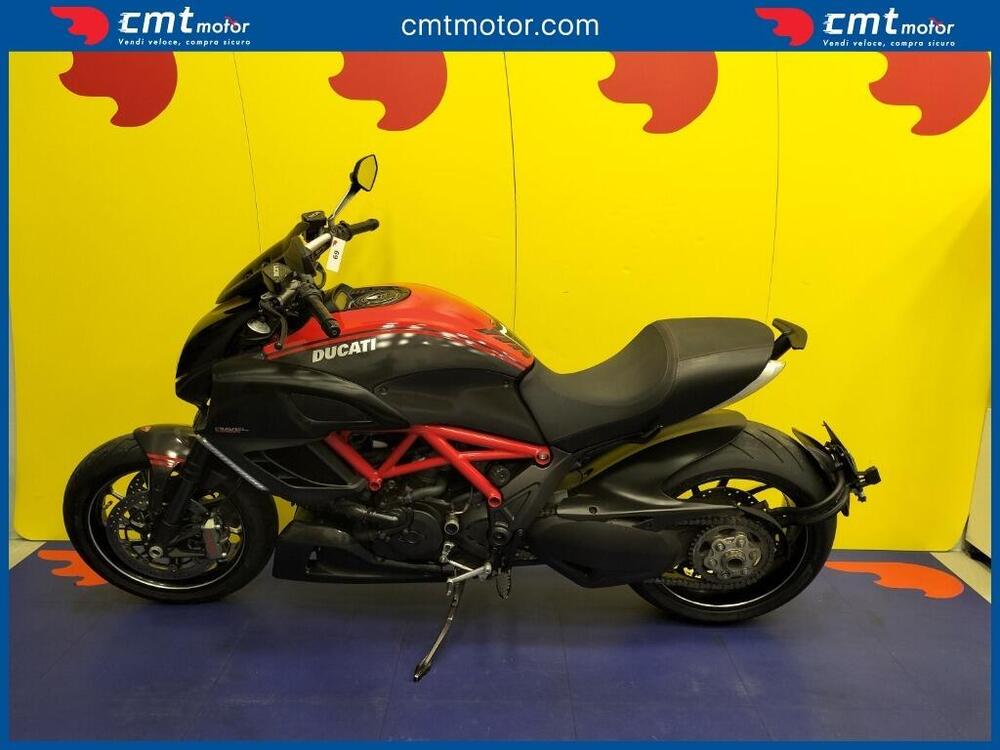 Ducati Diavel 1200 Carbon (2010 - 13) (3)