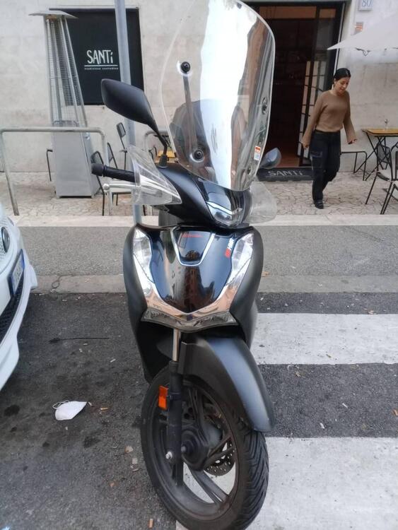 Honda SH 125i Sport (2022 - 24) (2)