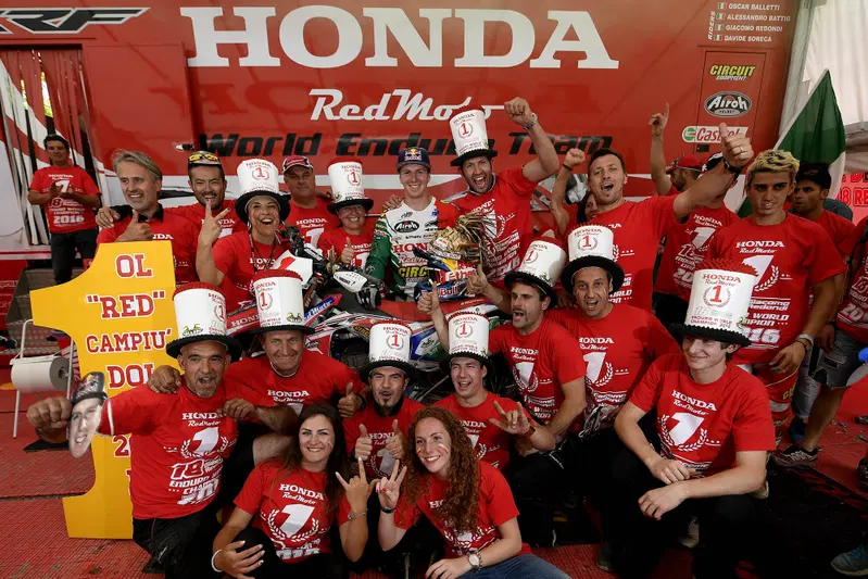 Redondi festeggia il titolo