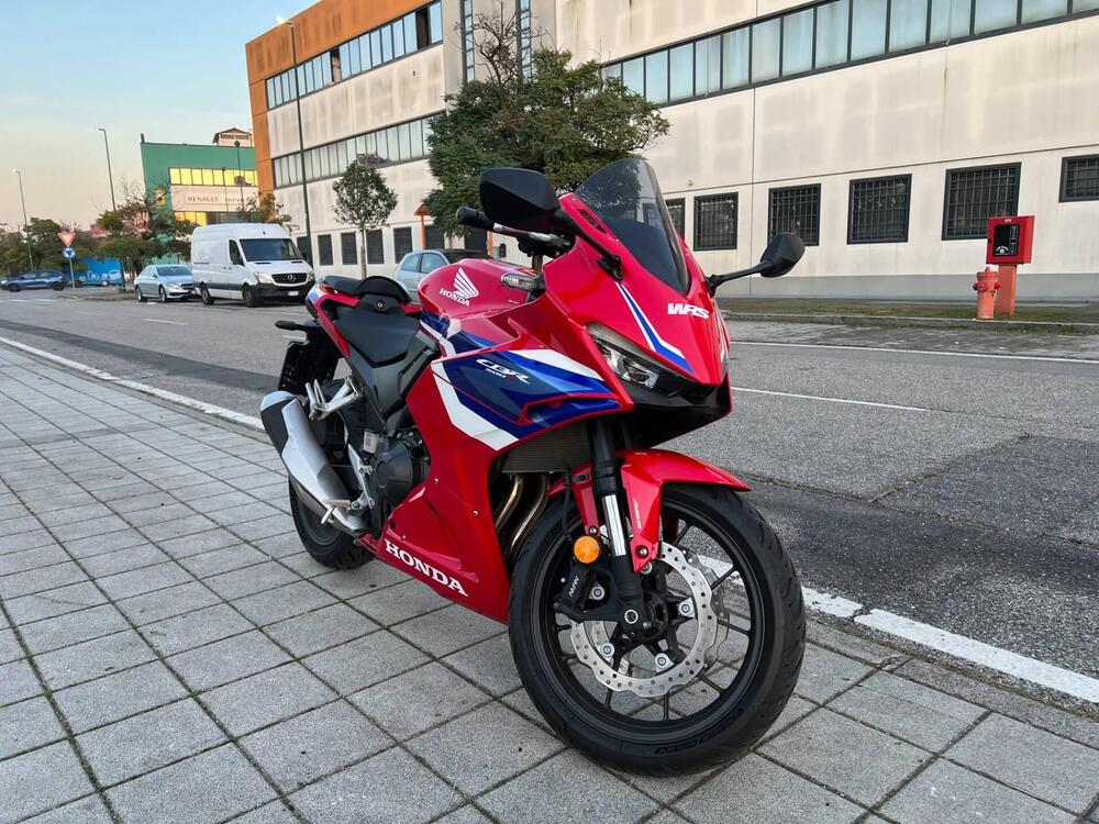 Honda CBR 500 R (2024) (4)